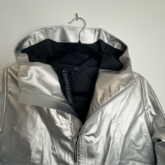 Lululemon Lab | Metallic Foil Hooded Jacket | Relaxed Fit | Sz XS | Silver | EUC - Picture 2 of 8